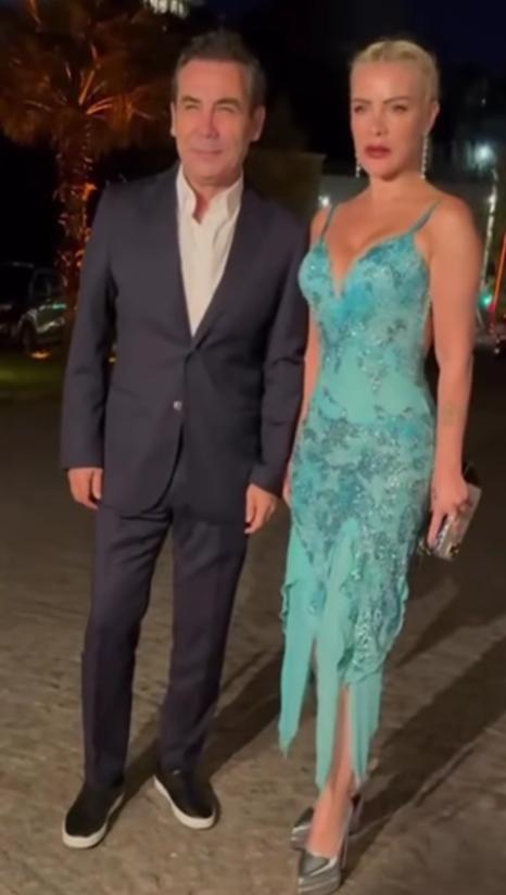 Ferhat Göçer and Ömür Gedik at a wedding in Çırağan Sarayı