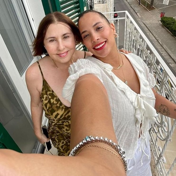 Ayşe Nazlı and Batuhan Yağlıoğlu engagement photo
