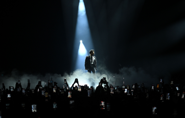 Tarkan performing in Istanbul after 7 years