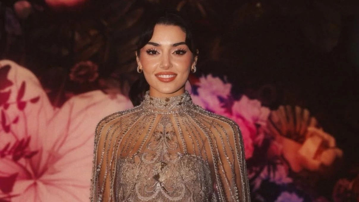 Hande Erçel sorprende al hablar árabe en los Joy Awards 2026