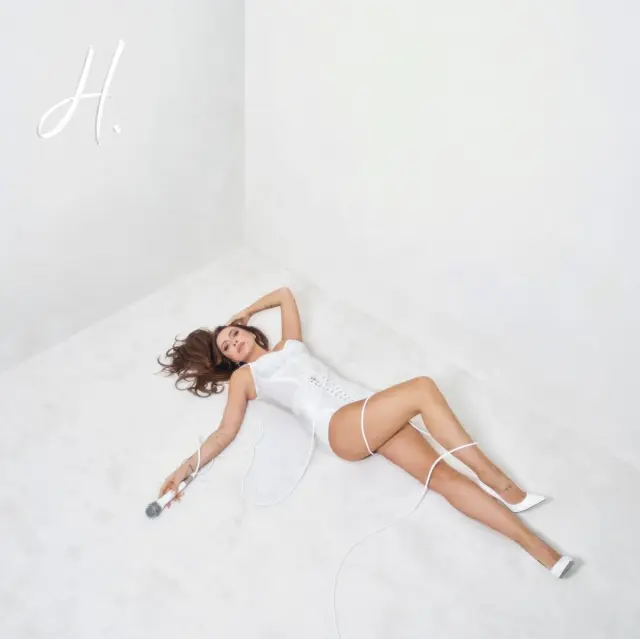 Second proposed album cover photo shared by Hadise