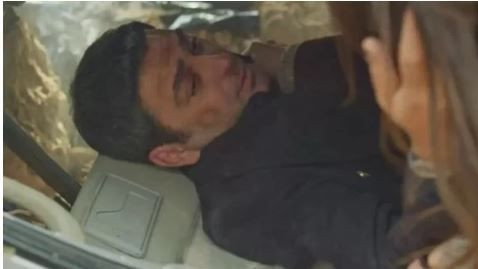 Dramatic scene from Episode 50 of Distant City (Uzak Şehir)