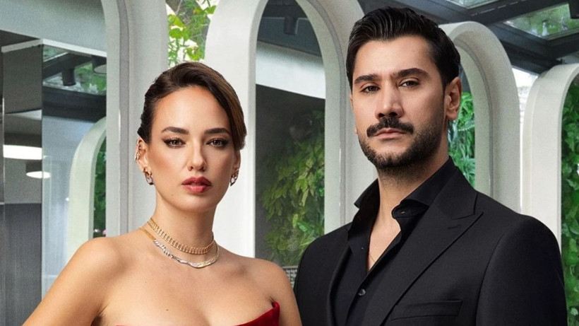 Emotional scene from Like a Dream (Rüya Gibi)