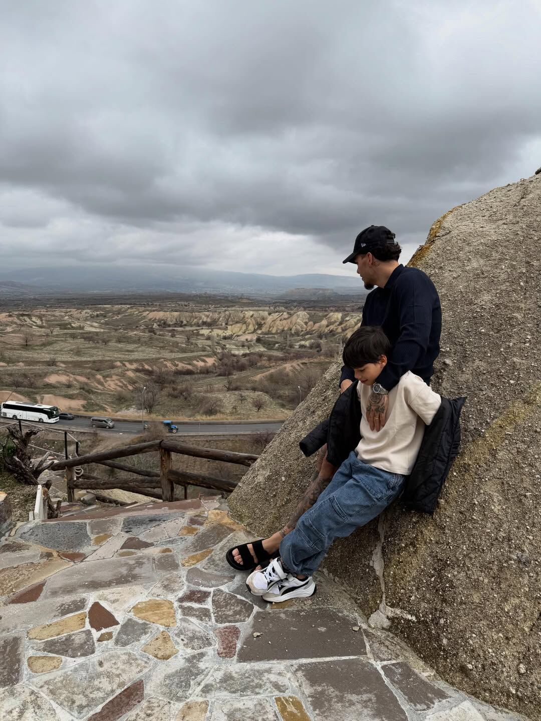 Ederson Moraes with family during Cappadocia trip