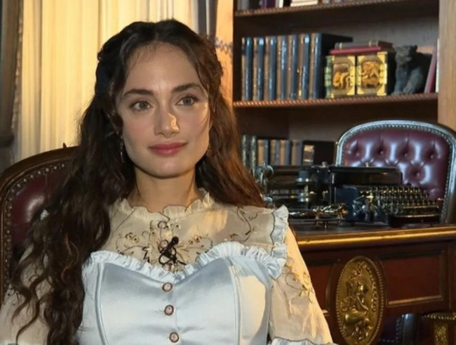 Denise Capezza to play Isabelle Moreau in Operasyon Alesta